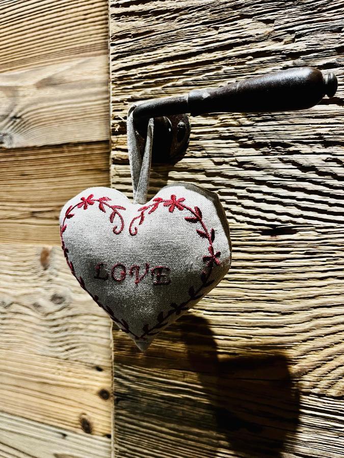 Stone Lake Luxury Lodge ジェラールメ エクステリア 写真
